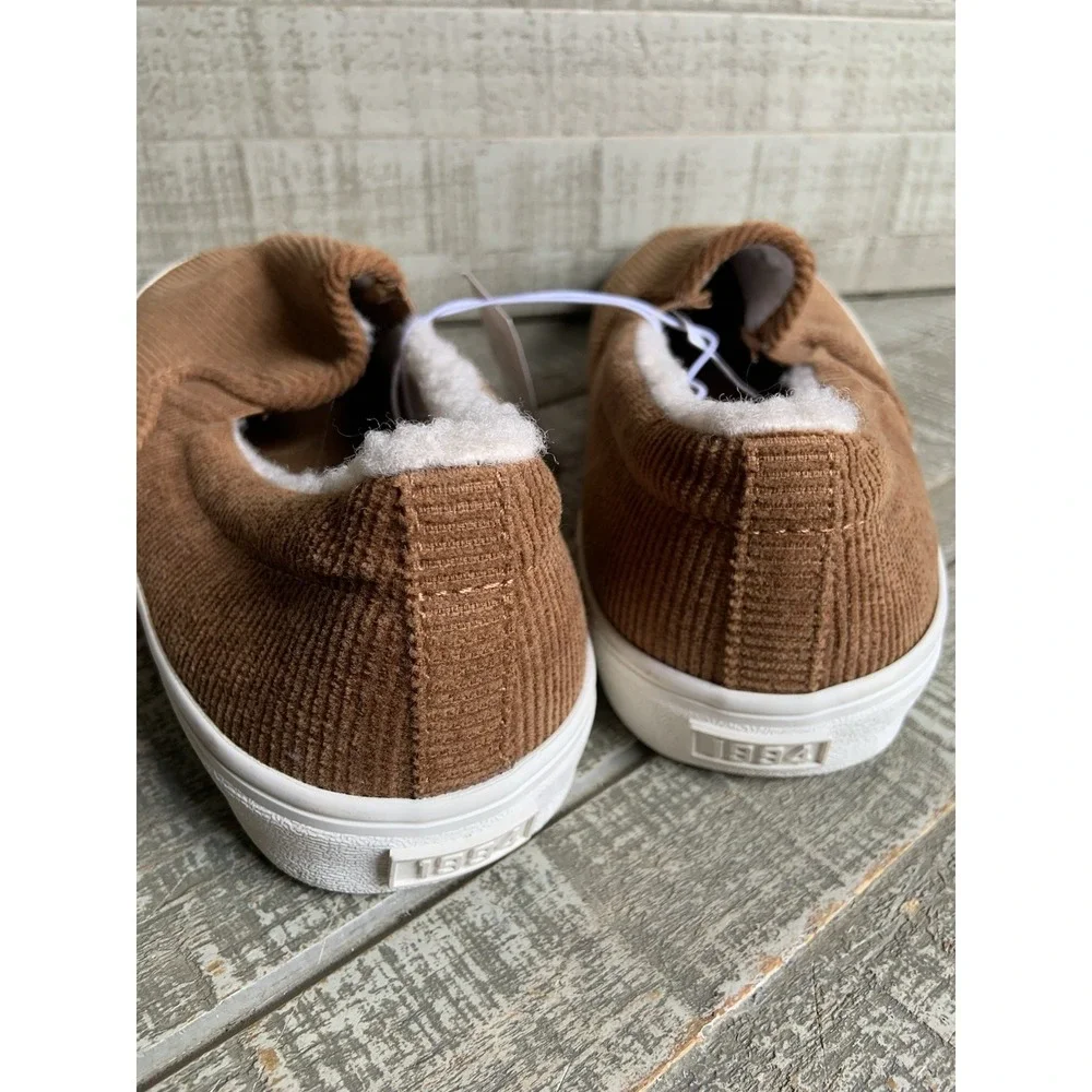 Old Navy Corduroy Shoes Brown Size Women's 8 Slip On Fur Lined New NWT Sneakers‎